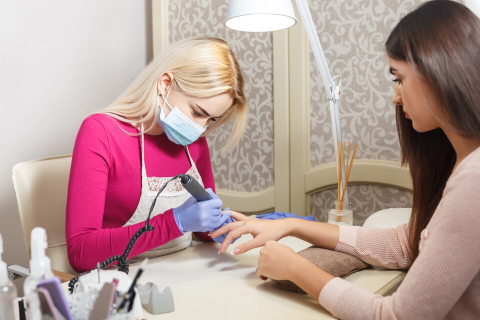 Eyyübiye Manikürcü